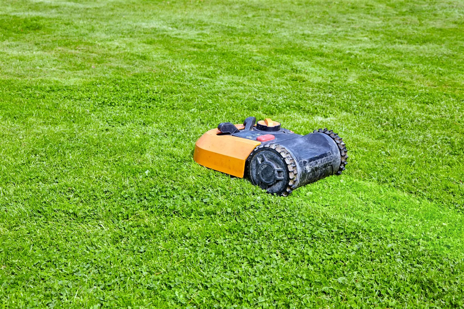 Roboti PROFESIONALI
