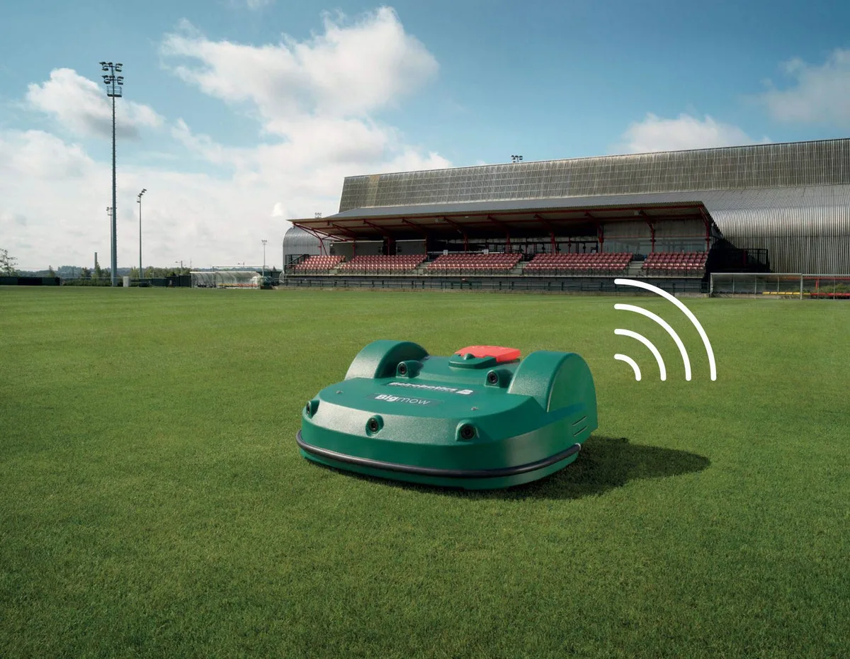 Belrobotics BIG MOW Connected Line max. 24.000 m2 - 4
