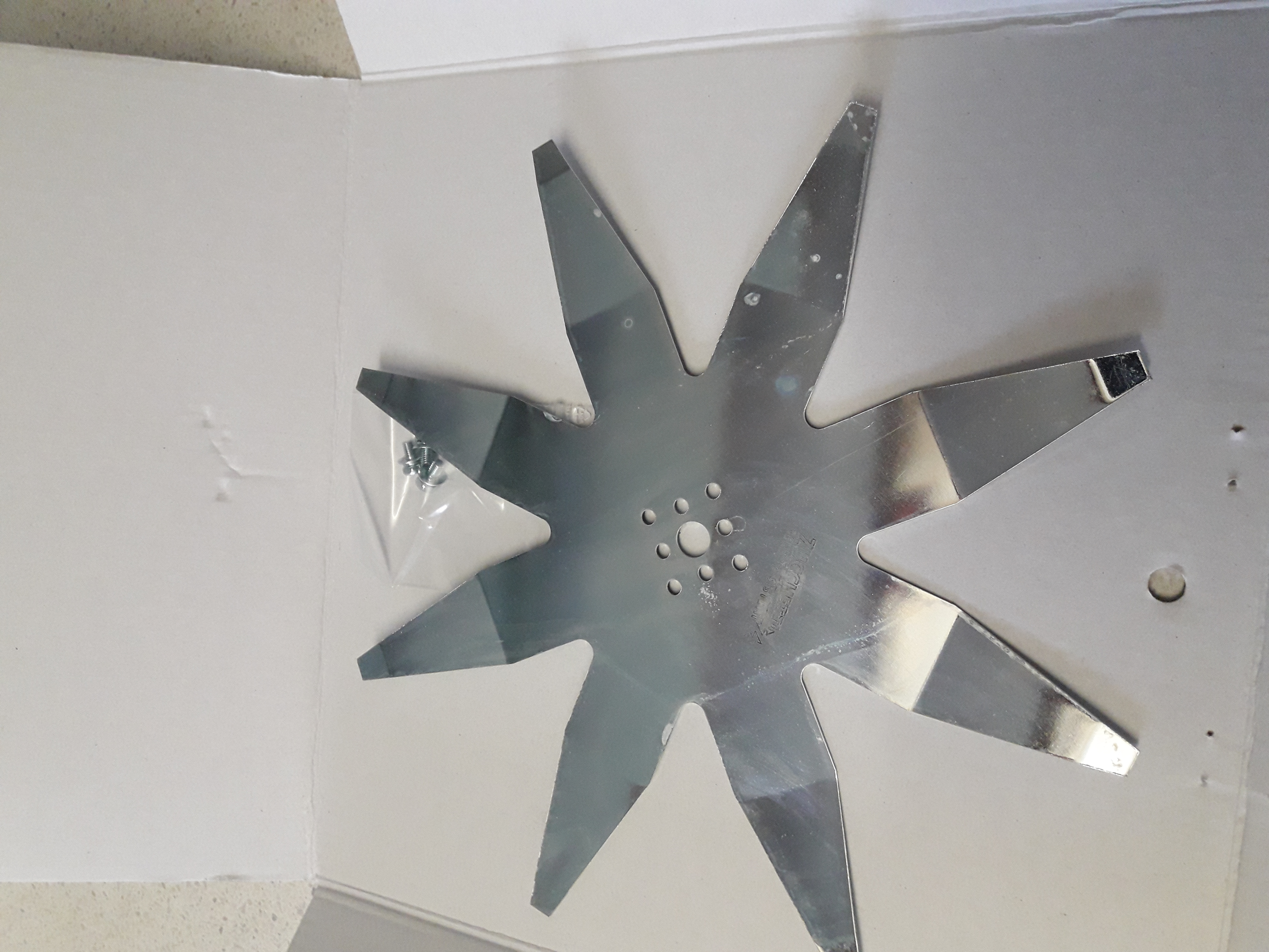 Cutit 24 cm lama stelata 8 puncte pentru Roboti Ambrogio L60  Bent Blade