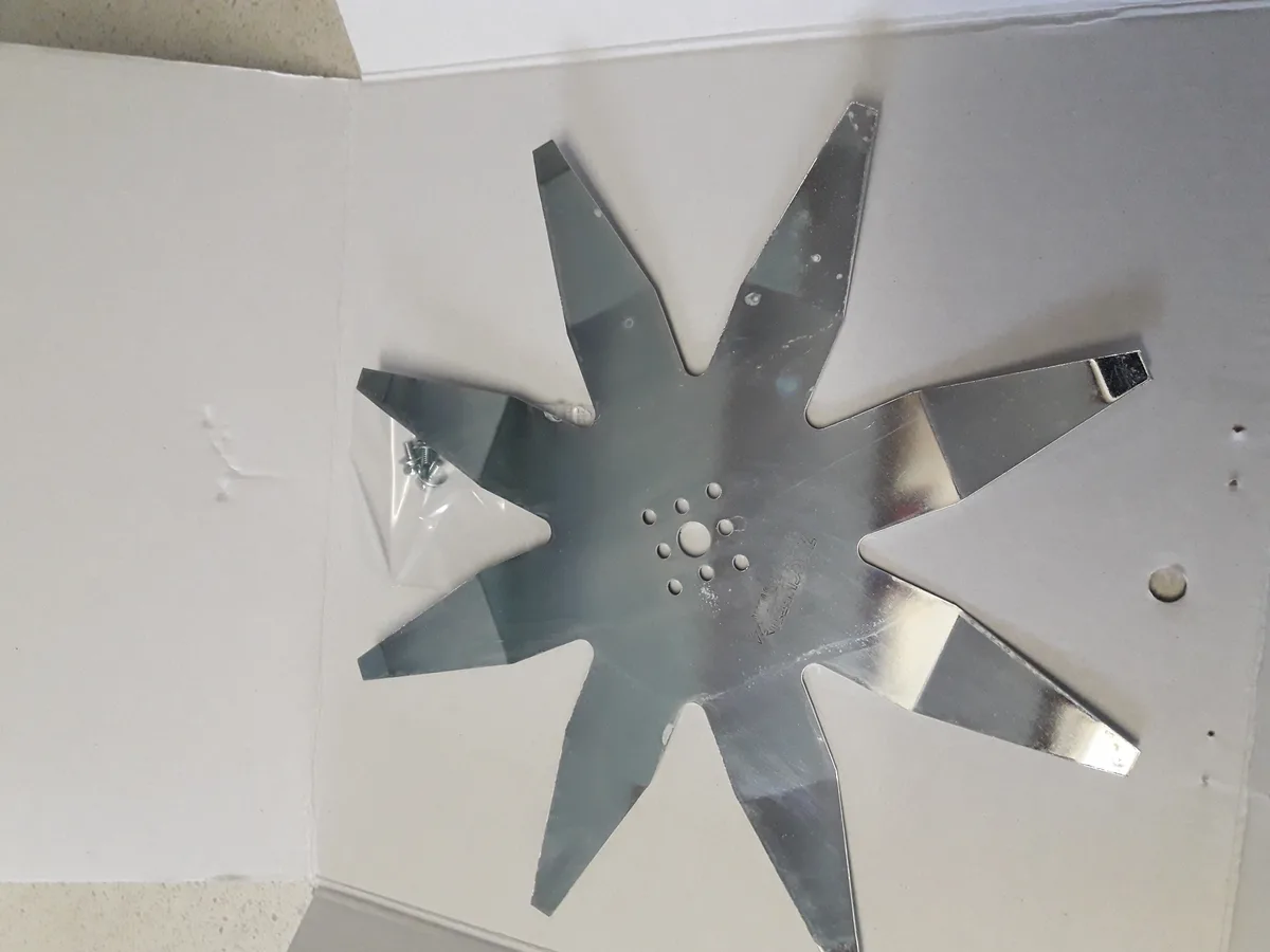 Cutit 24 cm lama stelata 8 puncte pentru Roboti Ambrogio L60  Bent Blade