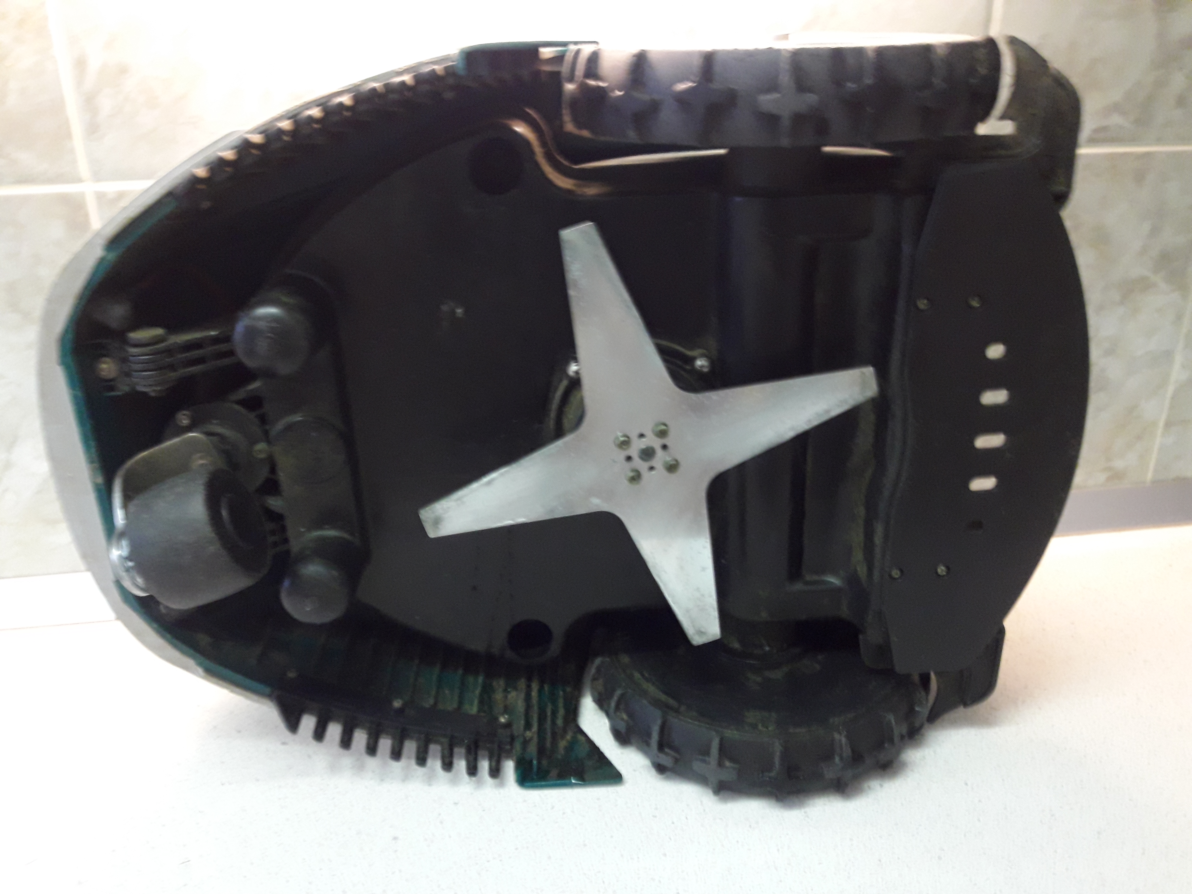 Cutit 25 cm lama stelata pentru Roboti Ambrogio