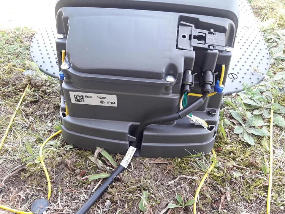Robot de gazon Honda MIIMO HRM3000 E - 4